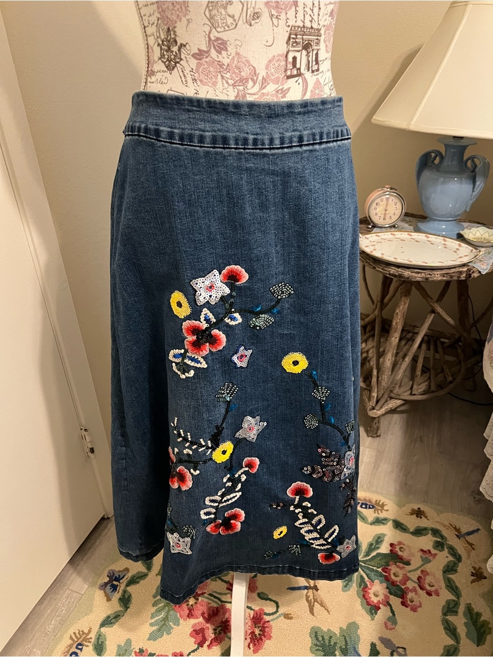 v Cristina Embroidered Denim A-Line Skirt in Indigo